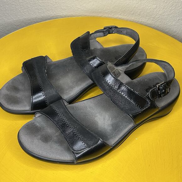 SAS Nudu Midnight Black Leather Tri Pad Comfort Slingback Strap Sandals Sz 9 M - Picture 6 of 9